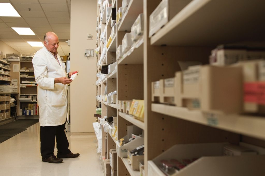 ResuMeds pharmacist resume example a pharmacist checking medicines
