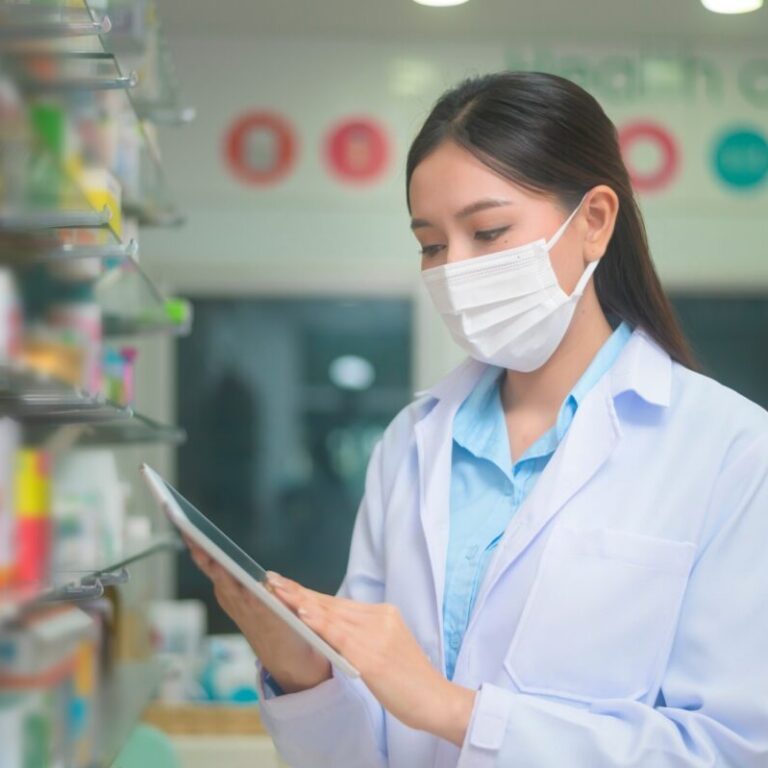 pharmacy technician working at a pharmacy store