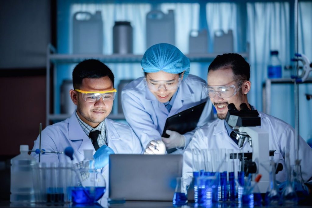 Medical technology experts doing lab research.