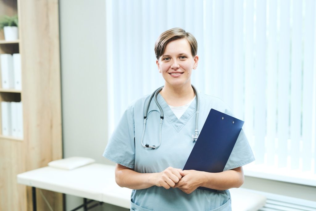 licensed nurse working with enthusiasm