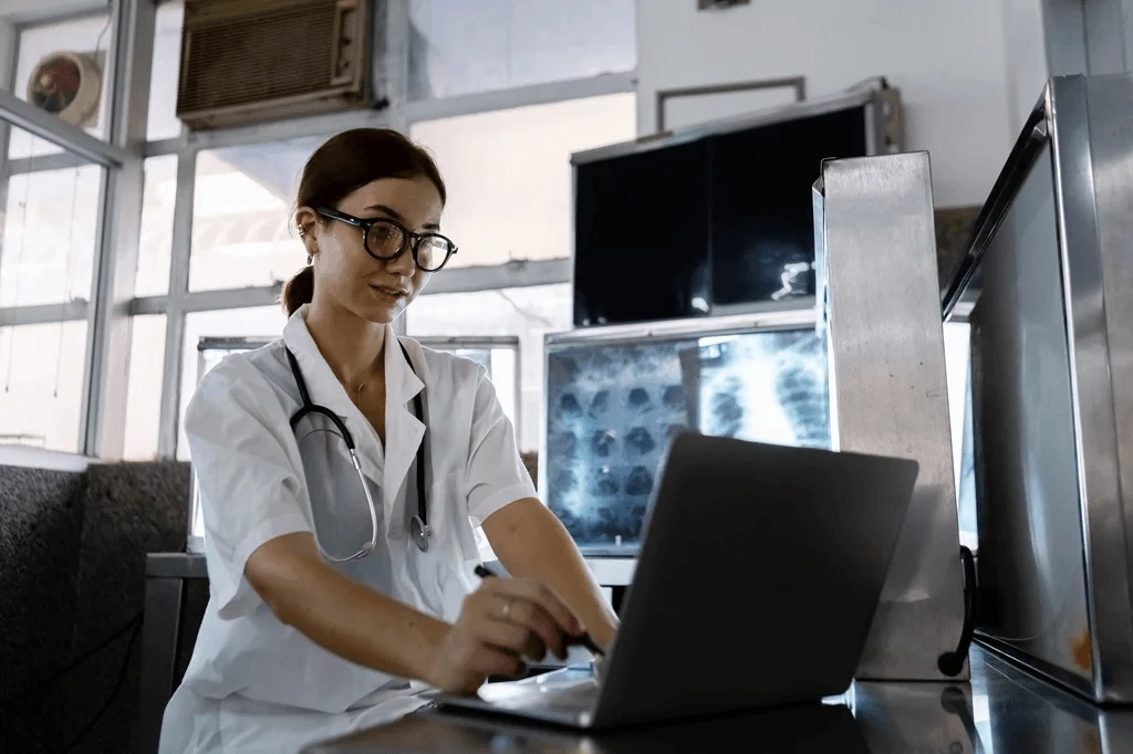 medical worker plotting her goals for professional growth