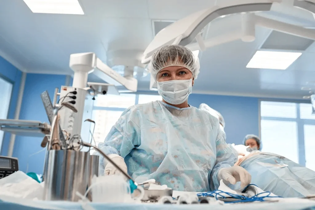 nurse anesthetist providing pain medication