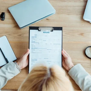 healthcare professional drafting that will contain hipaa compliance on resume