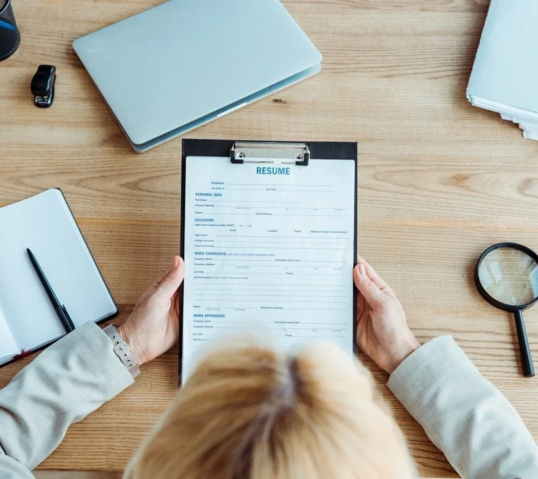 healthcare professional drafting that will contain hipaa compliance on resume