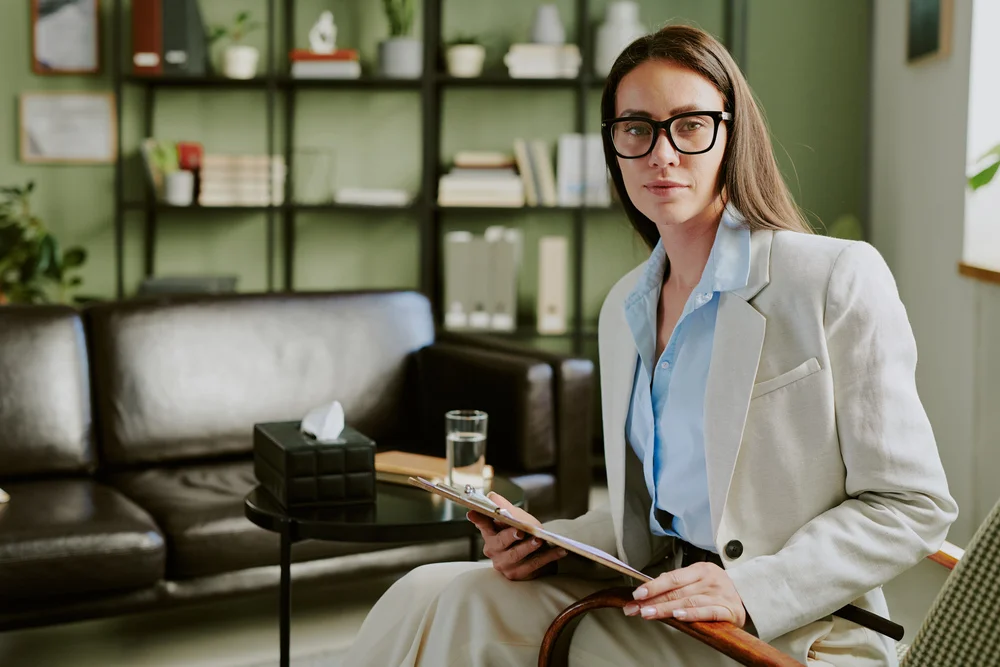woman with competitive psychologist skills